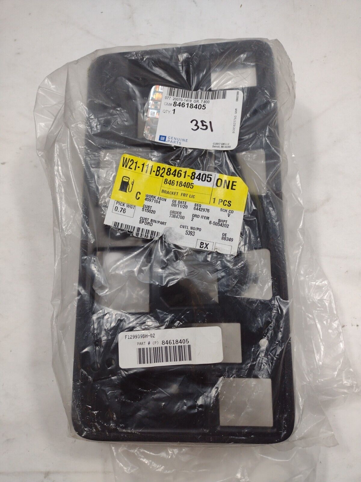 GM Genuine Parts 84618405 License Plate Bracket