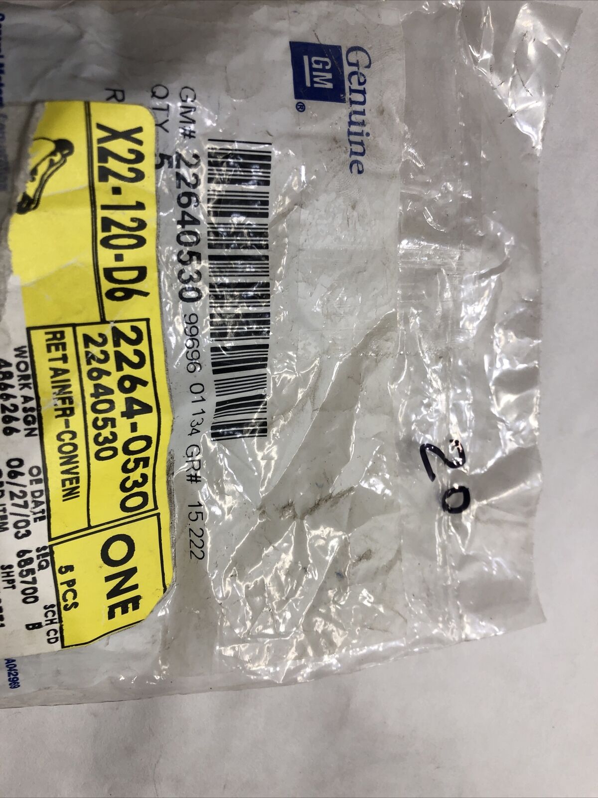 1 Single* GM OEM Trunk Lid-Cargo Net Clip 95-05 22640530