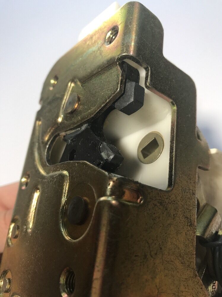 New OEM Ford Focus Rear Door Lock Actuator 2001 2S4Z-5426413-DB