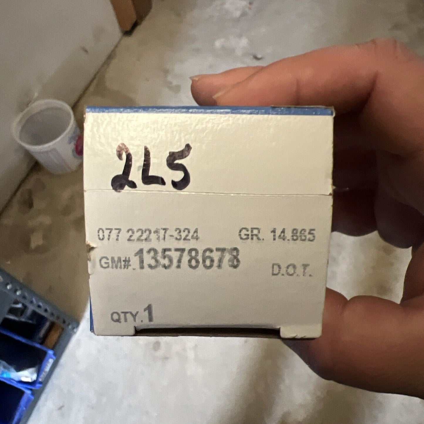 New Genuine OEM 13578678 Sensor Buick GMC Chevrolet GMC