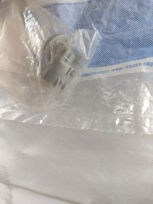 GM Genuine Parts 92246246 Side Marker Light Connector