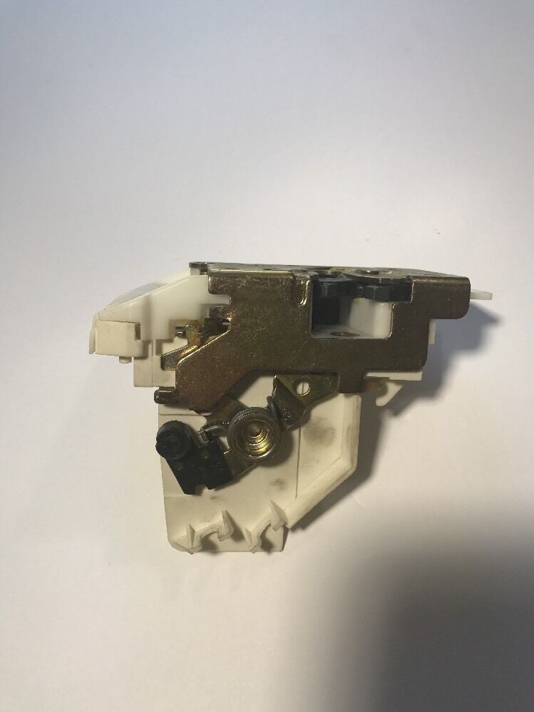 New OEM Ford Focus Rear Door Lock Actuator 2001 2S4Z-5426413-DB