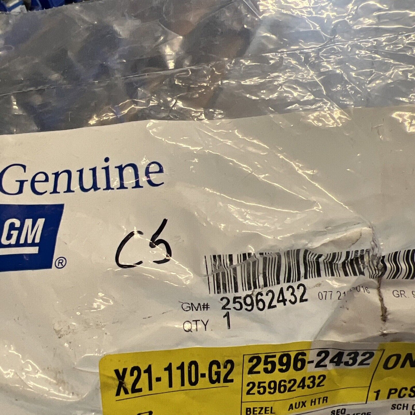 Genuine OEM GM HVAC Heater Control Switch Bezel 25962432