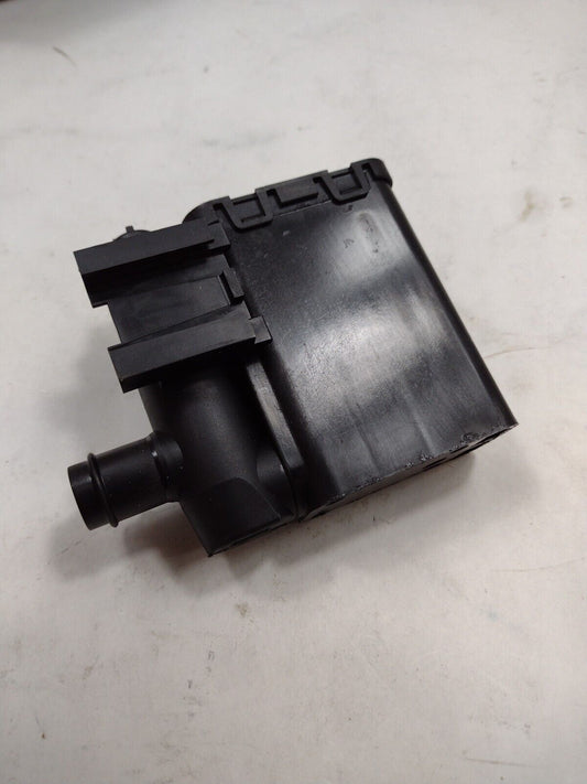 GM Genuine Parts 13575703 Vapor Canister Vent Solenoid
