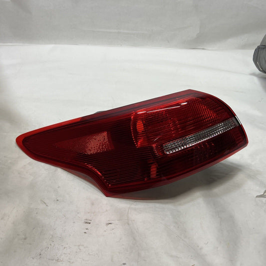 New OEM Genuine Ford Focus 15-18 Left Driver Side Tail Lamp Assembly F1EZ13405B