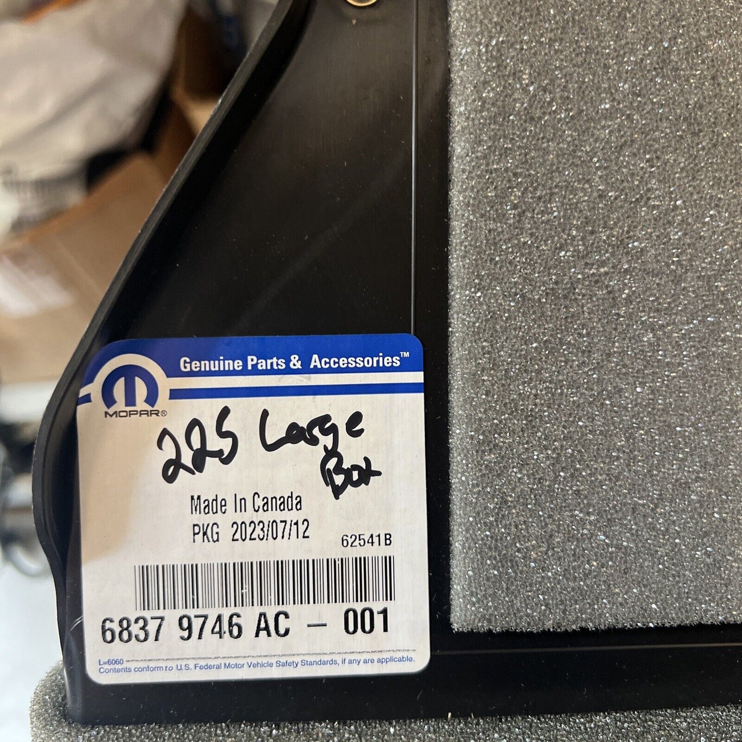 Genuine OEM Mopar Grand Cherokee Floor Duct 2022-2024 68379746AC