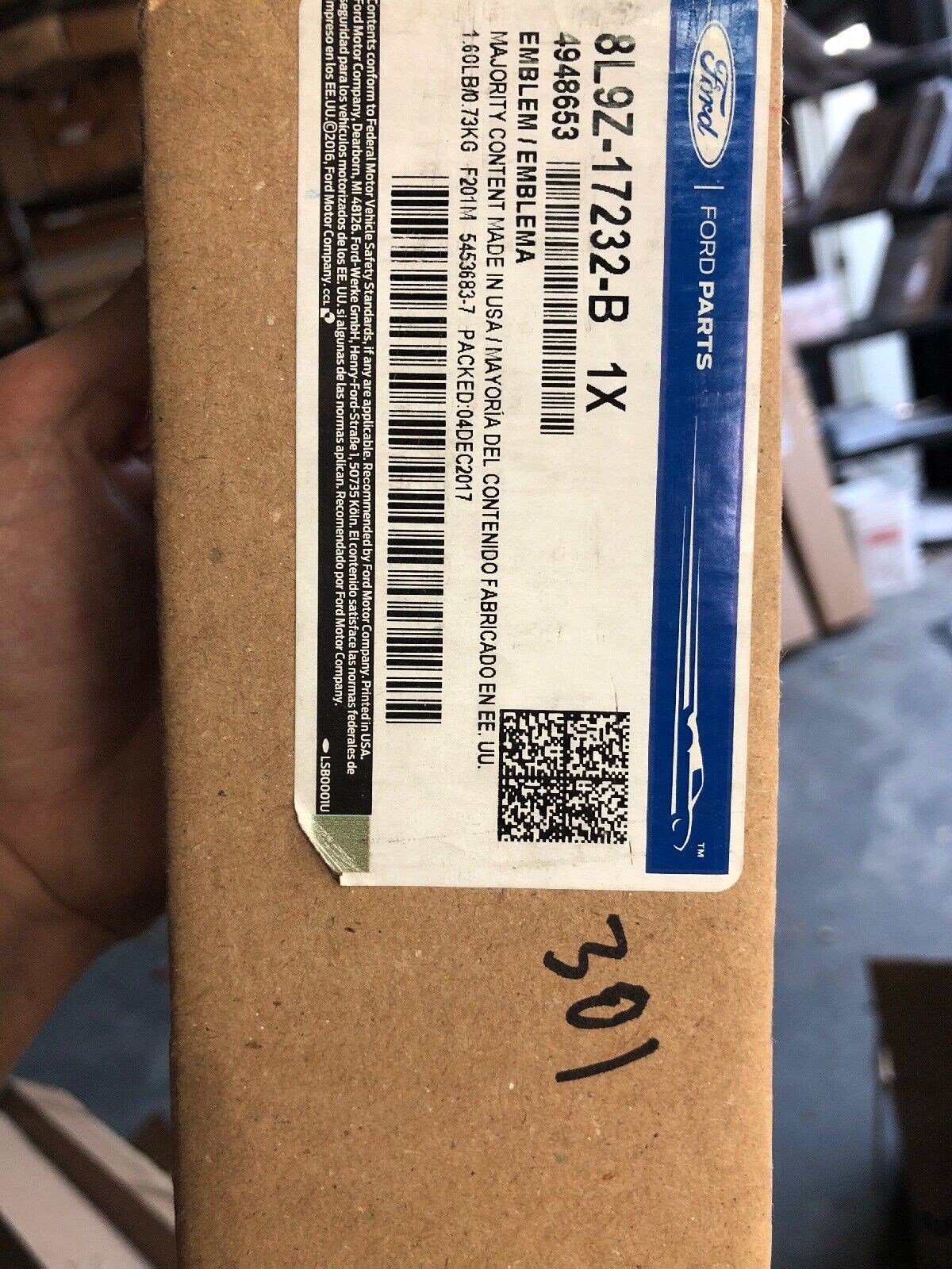 New OEM Mercury Mountaineer Chrome Bumper Trim Molding 2008-10 8L9Z17232B