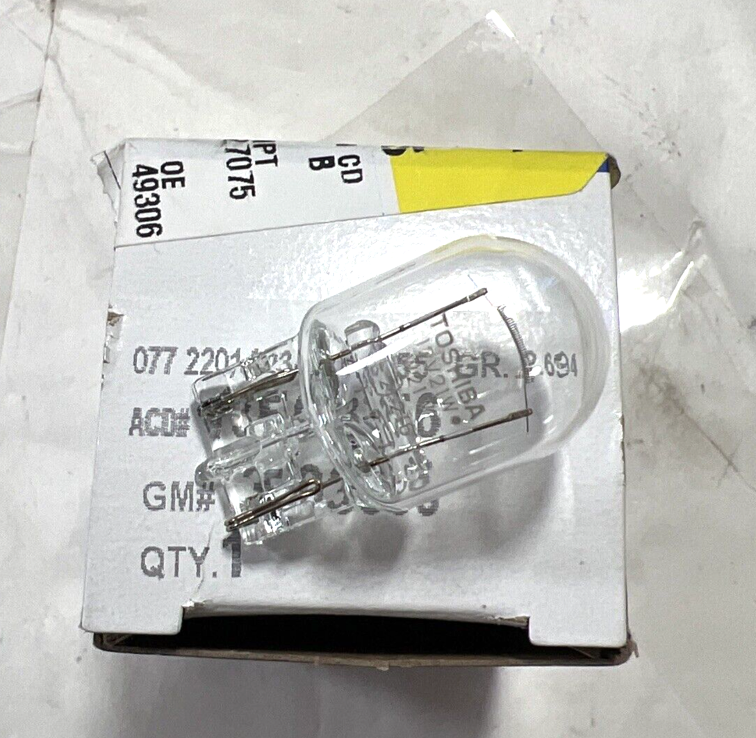 Genuine OEM GM ACDelco Encore GX Back Up Brake And Tail Light Bulb13-24 13503356