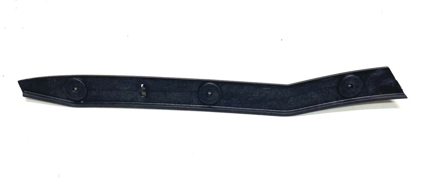 New OEM GM Front Grille Grill Retainer Bracket Driver Side 15145530
