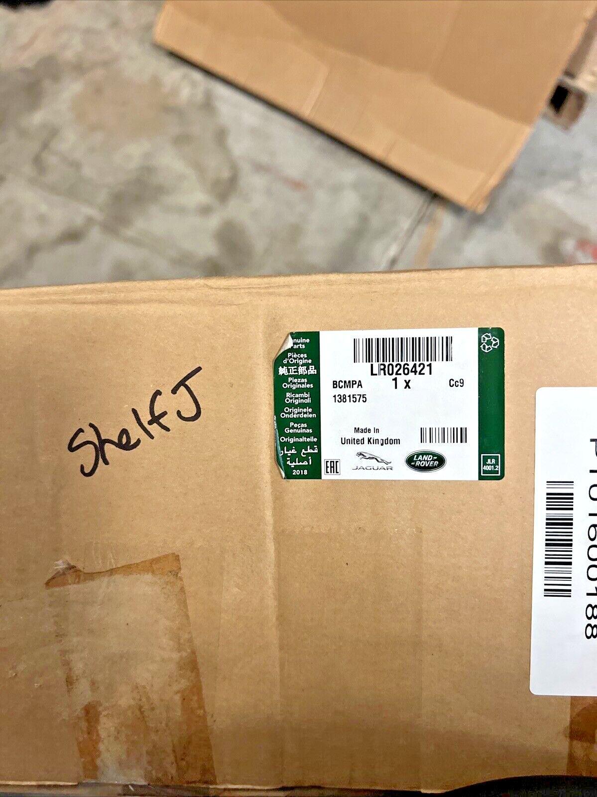 Genuine OEM Range Rover Front Lower Bumper Grille Cover Trim 2010-2012 LR026421