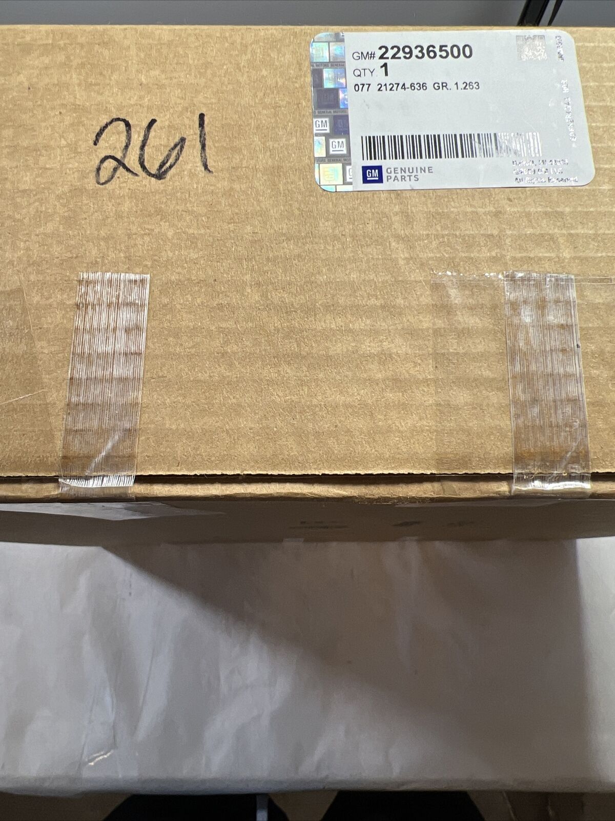 Genuine OEM GM Suburban Front Right Side Bumper Filler 2015-2020 22936500