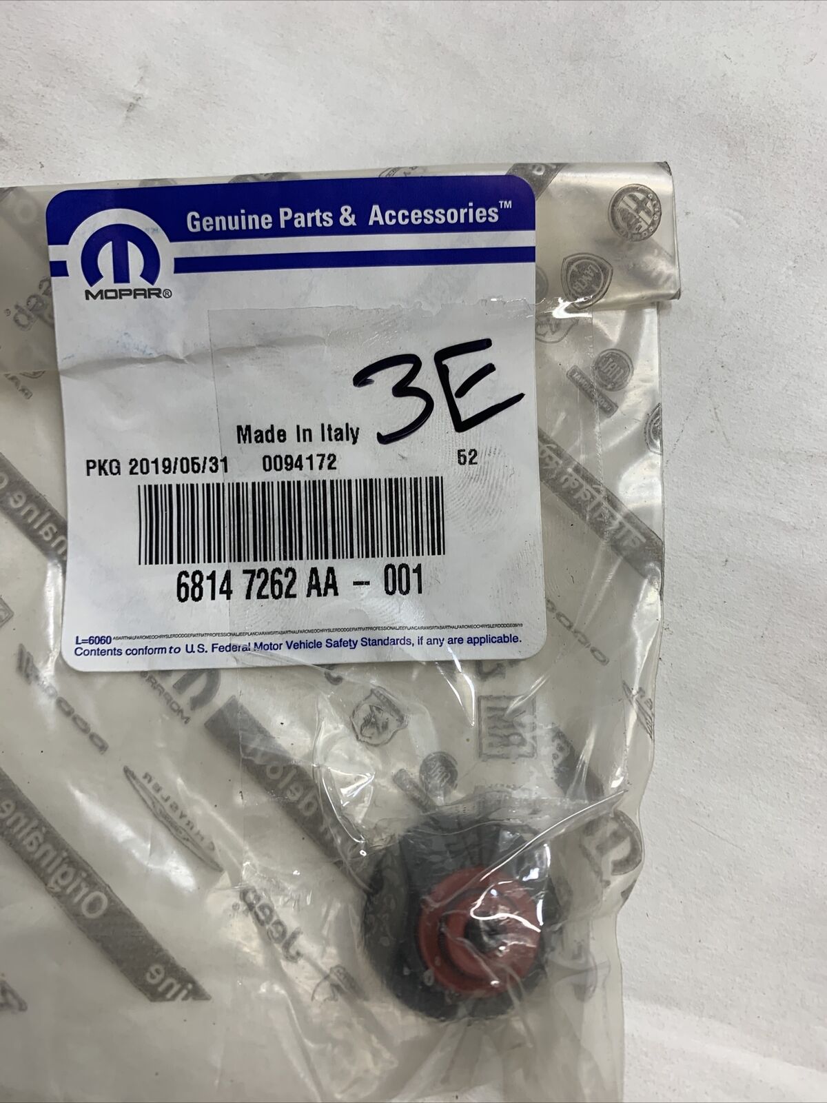 New OEM Mopar Jeep Grand Cherokee Engine Valve Stem Oil Seal 14-17 68147262AA