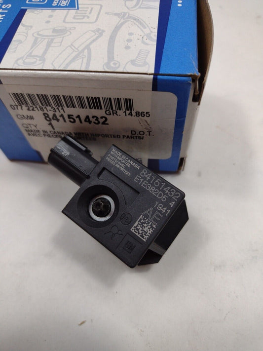 Genuine OEM GM Chevy Equinox Front Impact Sensor 2018-2024 84151432