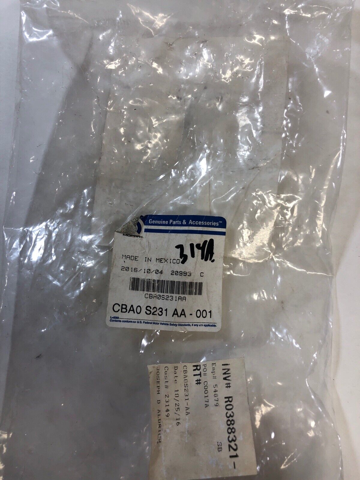 New OEM Mopar Seat Belt Center 2nd Row CBA0S231AA