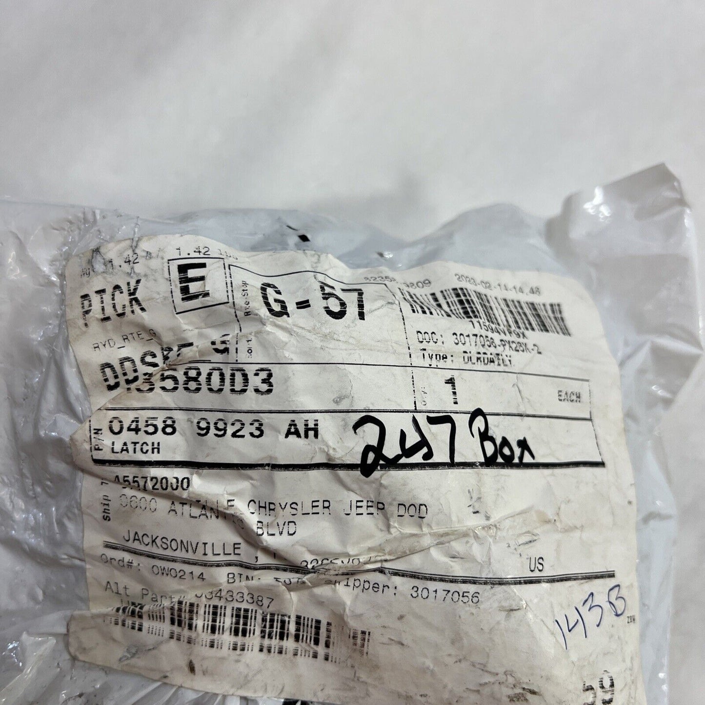 Genuine OEM Mopar Durango Left Driver Side Door Latch Assembly 11-23 4589923AH