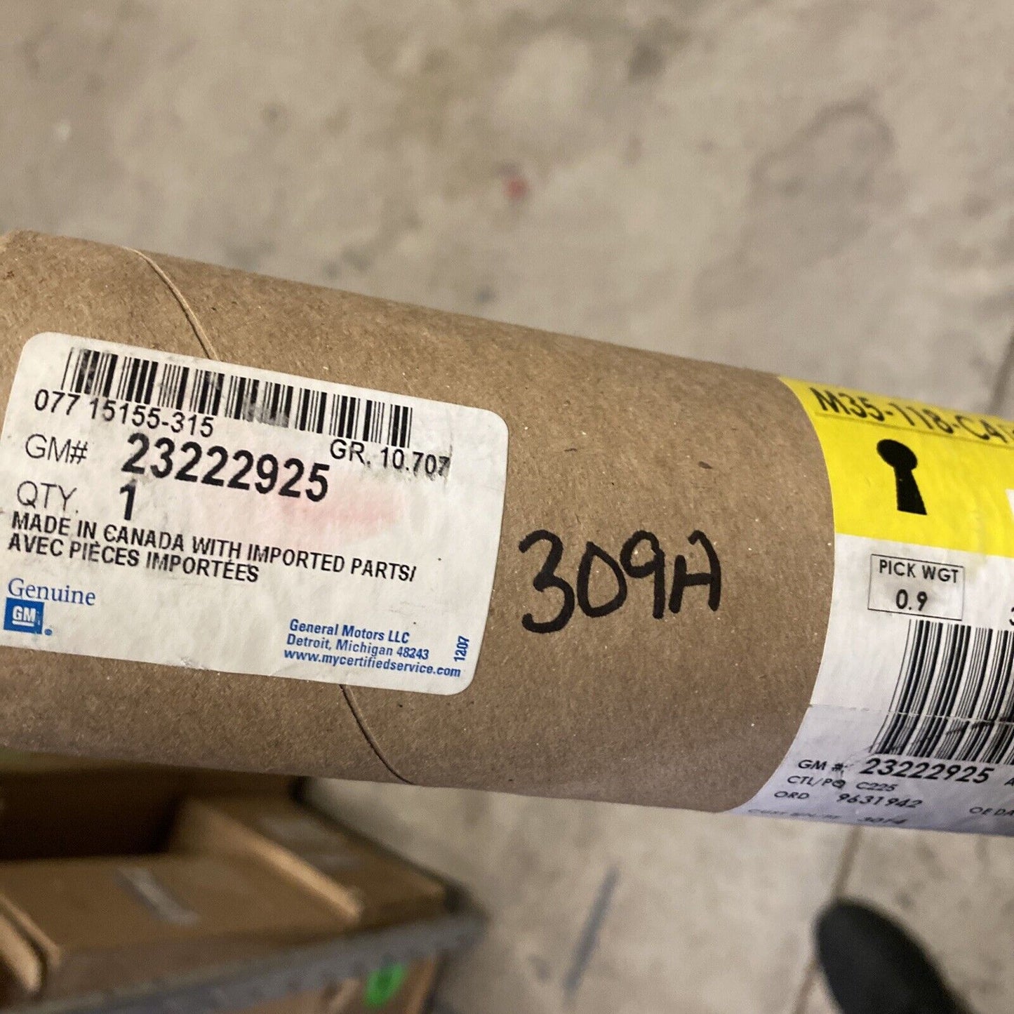 New OEM GM Chevy Malibu Window Molding Front Passenger Side 2013-16 23222925