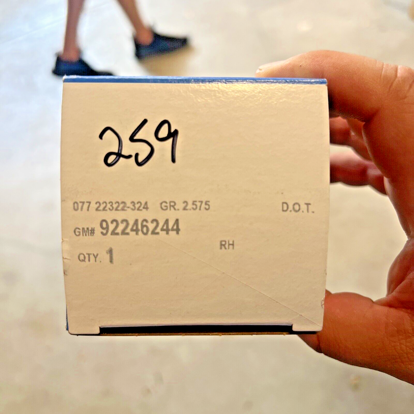 Genuine OEM GM Chevrolet Camaro Front Passenger Side Marker Light Lamp 92246244