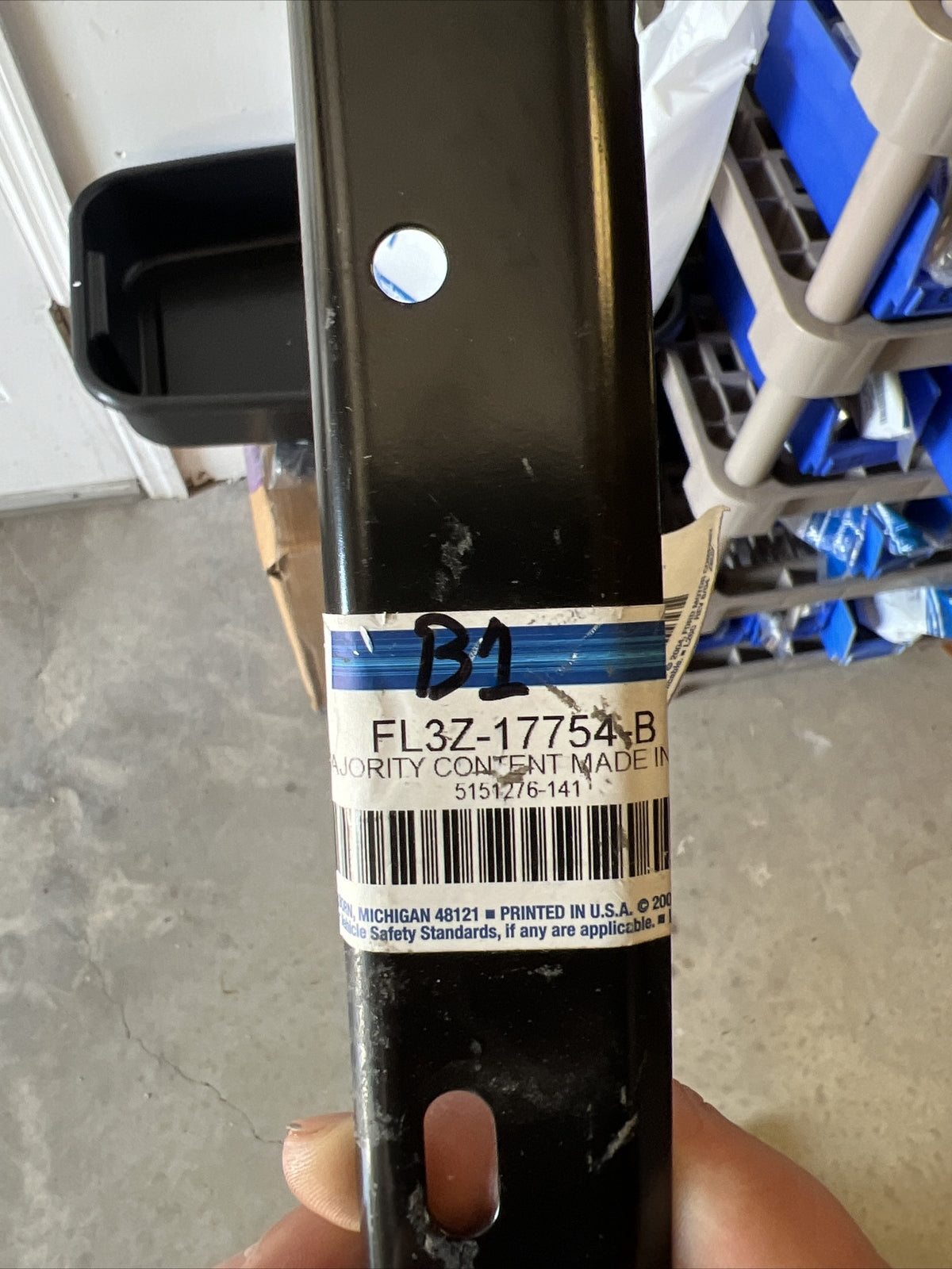 47293895