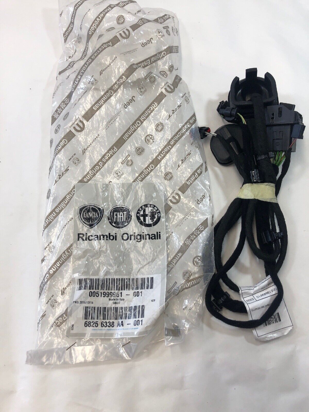 New OEM Mopar Rear Door Wiring 68256338AA