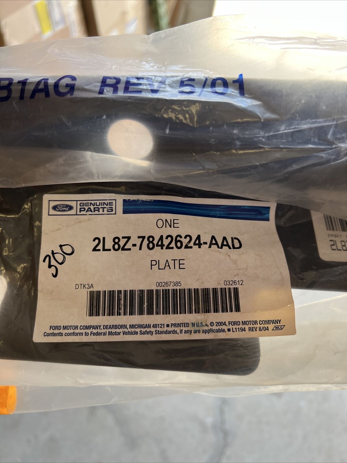 New OEM Ford Escape Rear Door Sill Trim 2003-2004 GENUINE 2L8Z7842624AAD