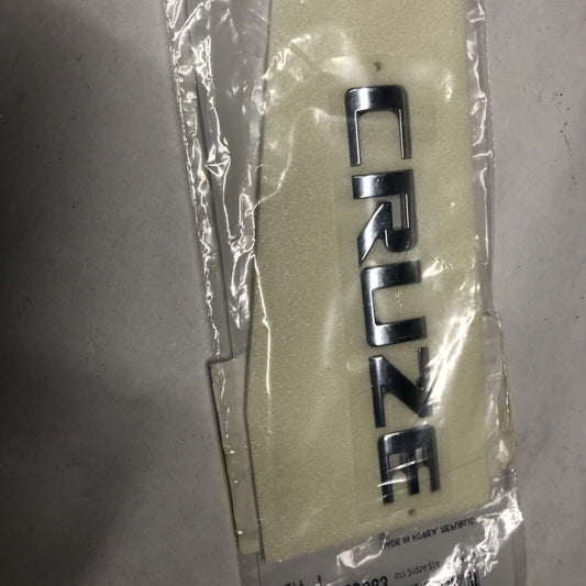 New OEM Genuine GM Chevrolet 11-16 Driver's Side (LH) Nameplate 95989983