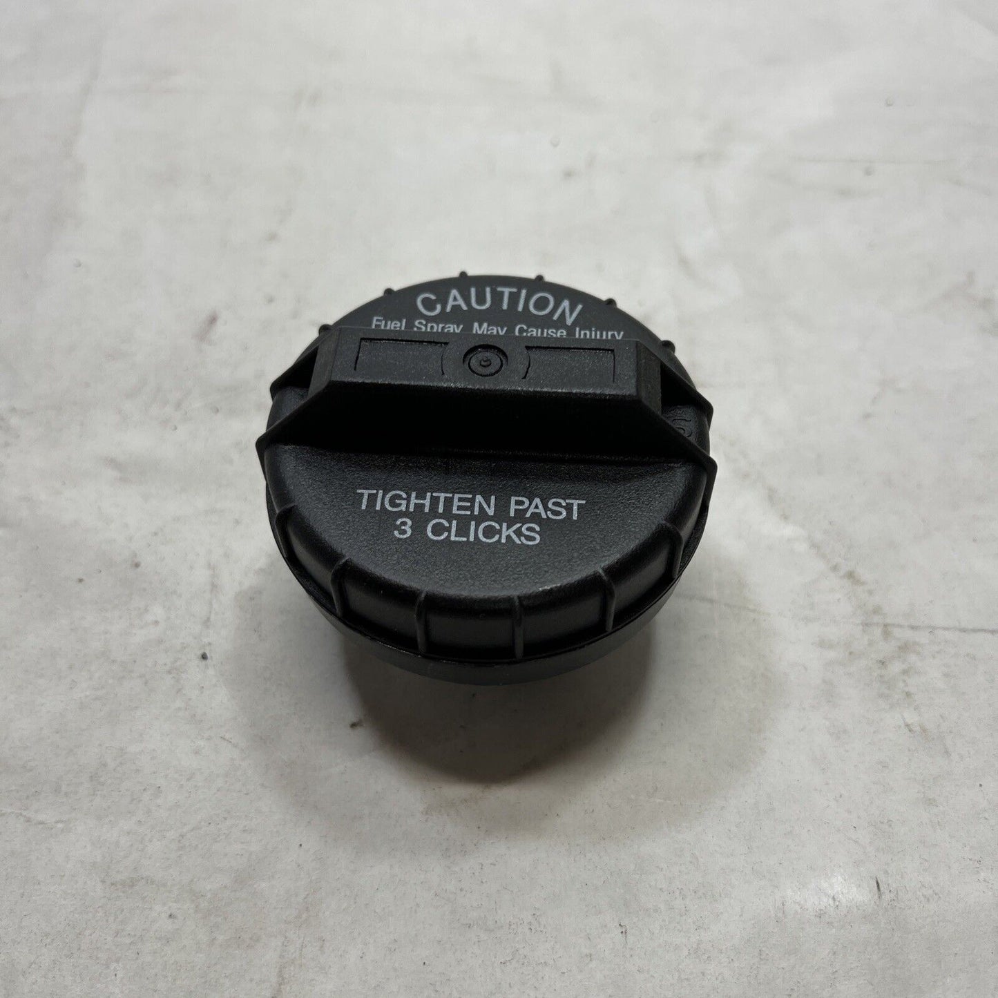 NEW Type Fuel Cap For Gas Tank CADILLAC / CHEVROLET / GMC Stant 10836