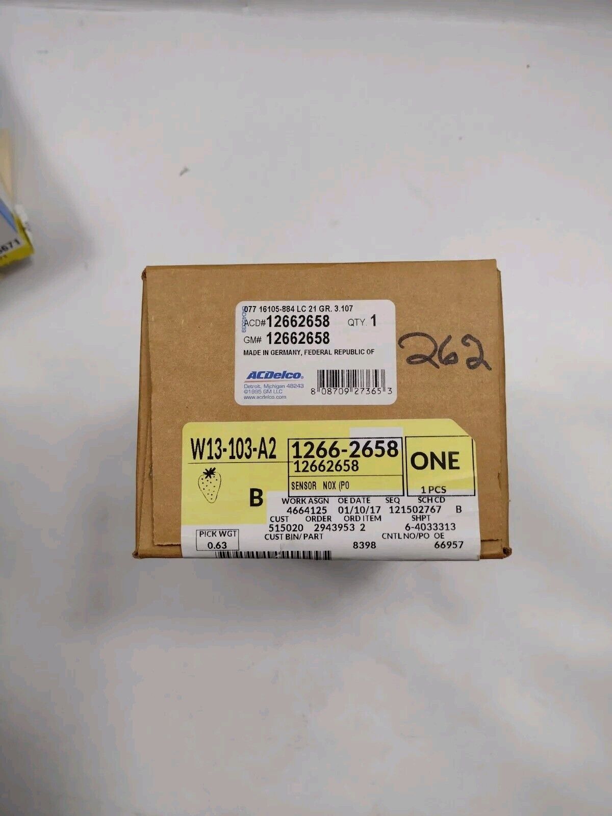 Genuine OEM GM Chevy Cruze Nitrogen Oxide Sensor 2014-2015 12662658