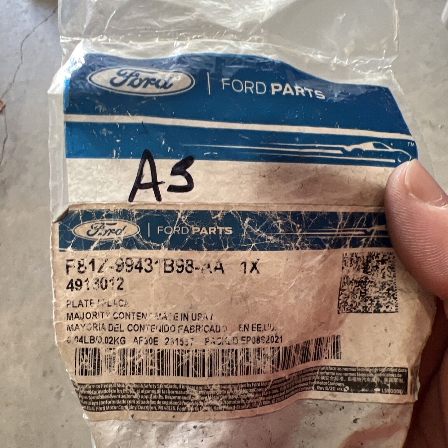 New OEM Genuine Ford F-250 Super Duty 99-16 Anchor Plate Assembly F81Z99431B98AA