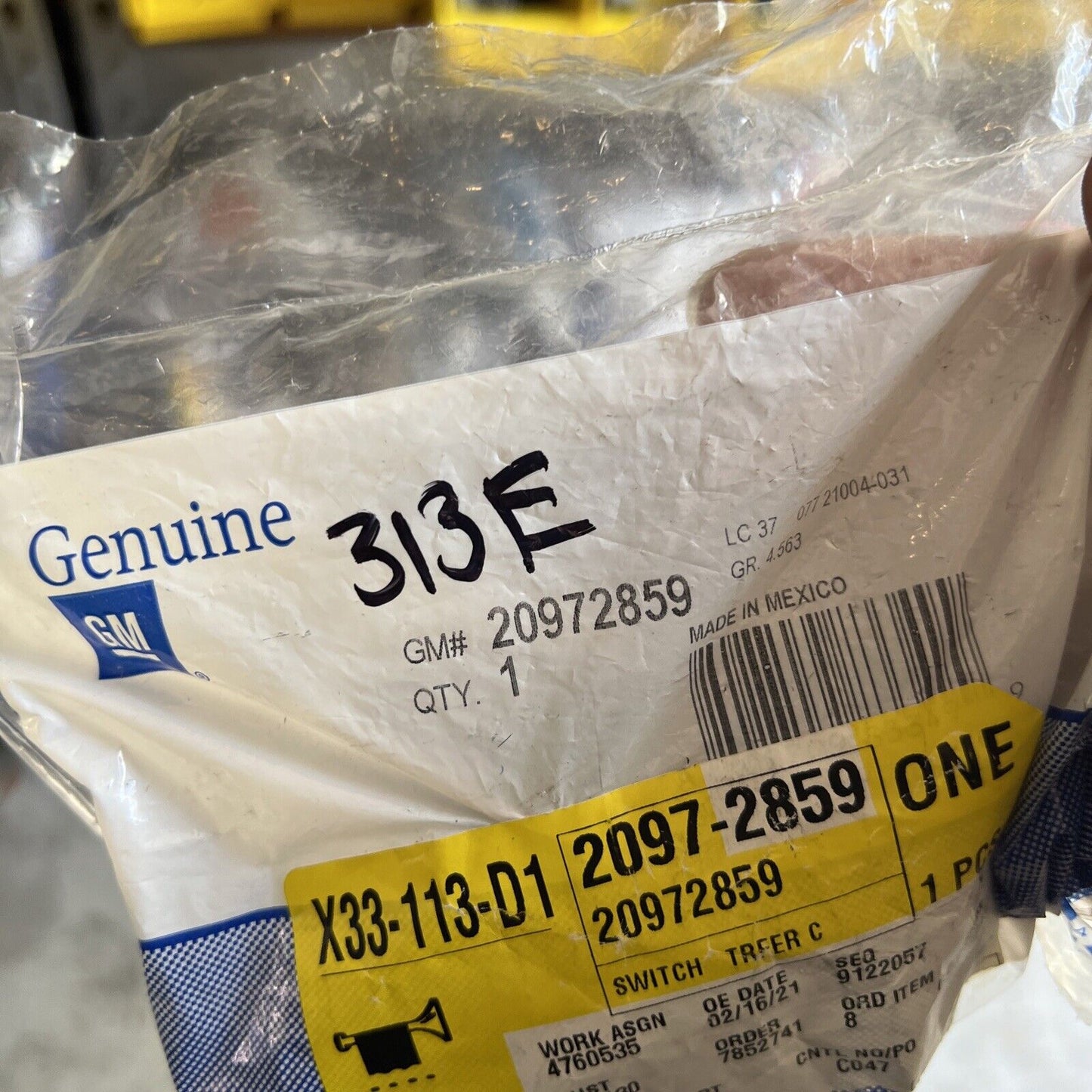 Genuine OEM GM Dash Instrument Panel Cluster Switch 20972859