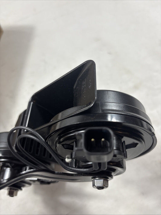 Genuine OEM Mopar Chrysler Pacifica Horn & Bracket 2017-2025 68225104AB