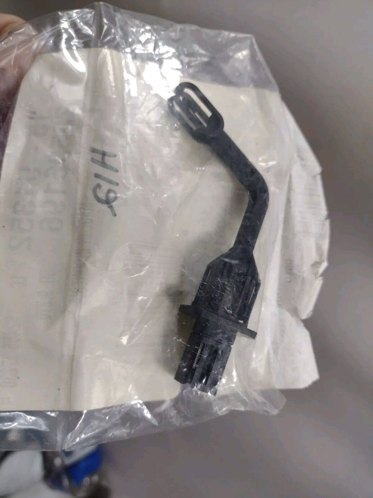 Genuine OEM GM Canyon Evaporator Temperature Sensor 23506196 ACDelco 1551352