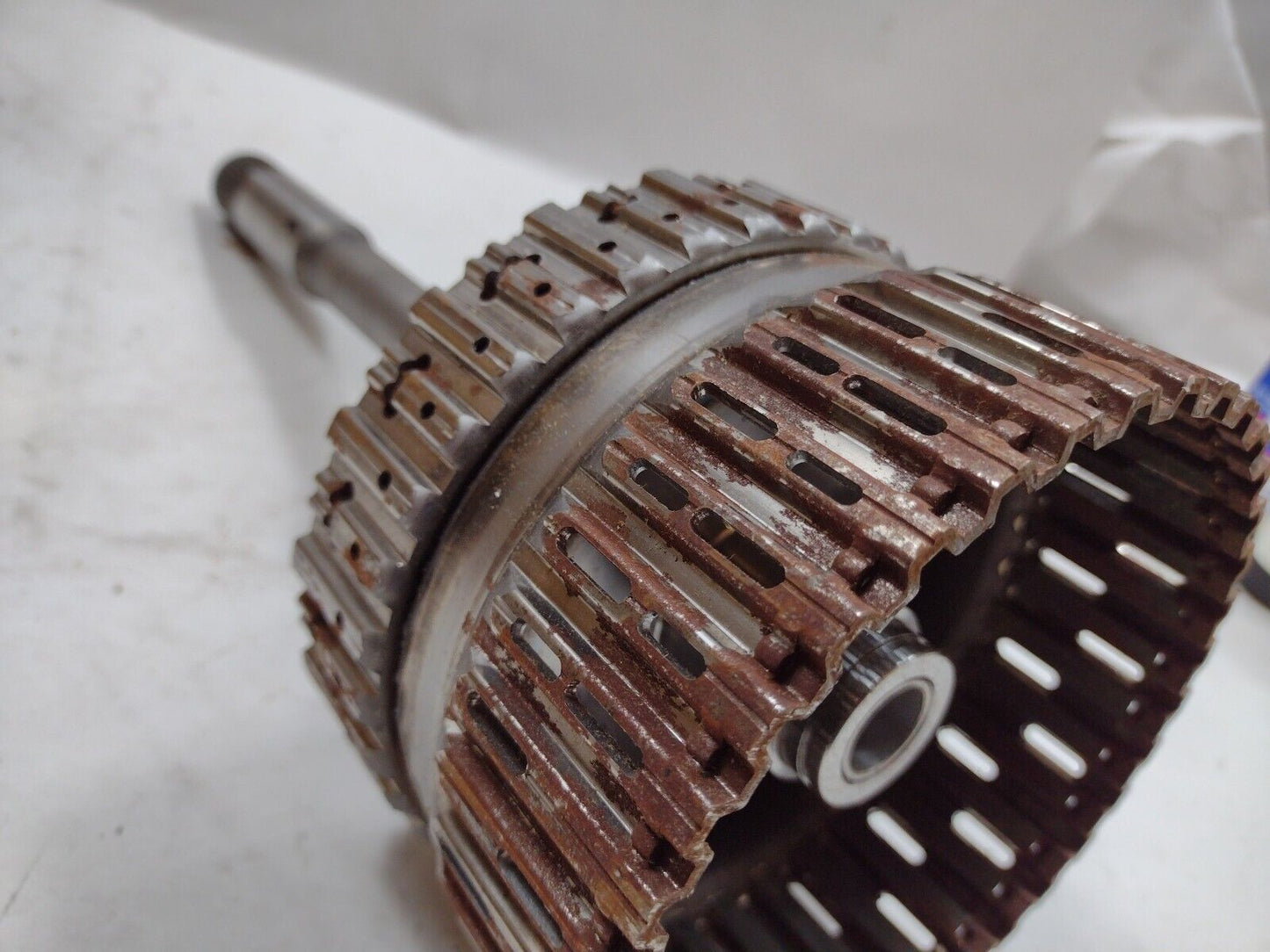 Genuine OEM GM Chevrolet Silverado Auto trans Clutch Housing 2016-2021 24237556