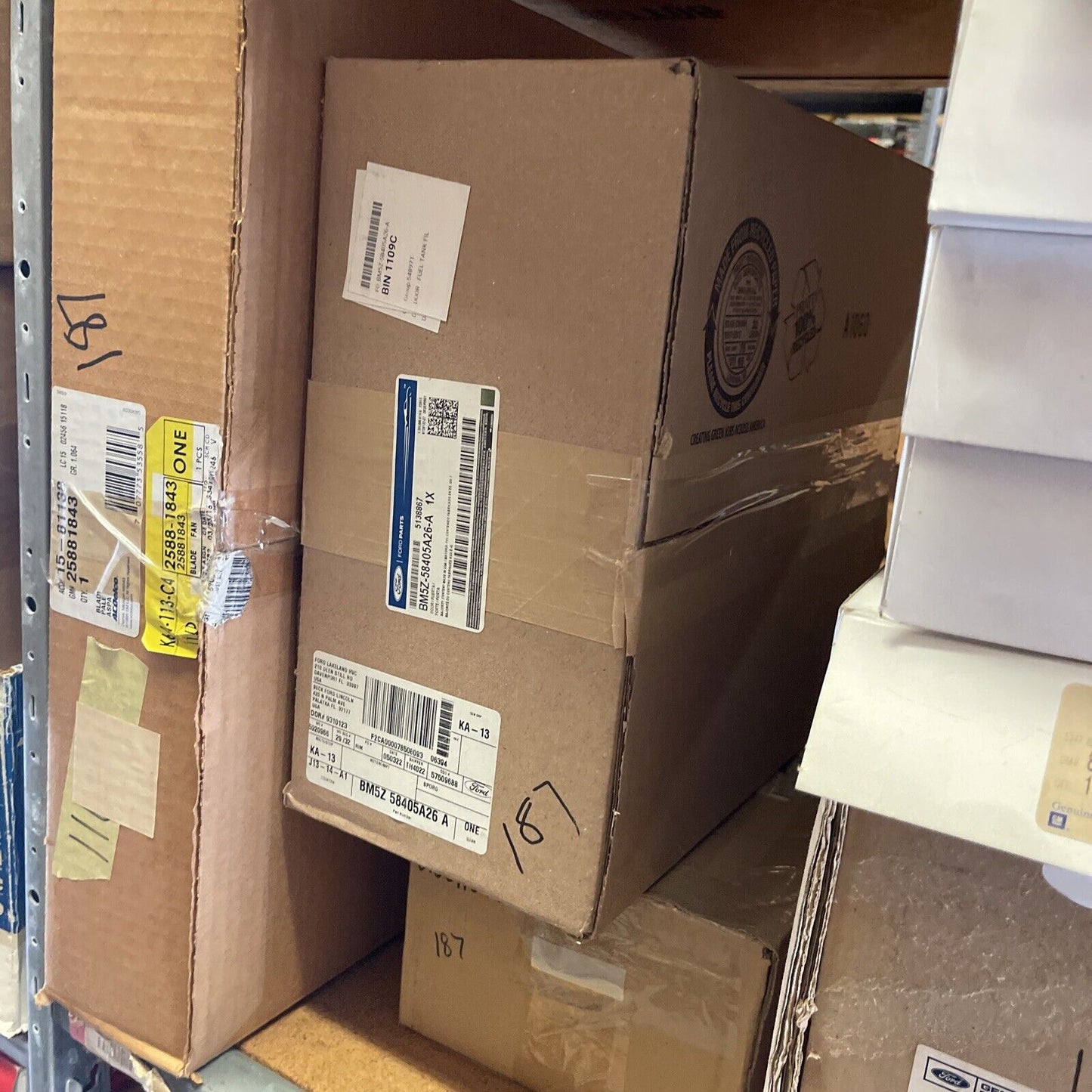 New OEM Genuine Ford Focus 2012-2018 Rear Fuel Tank Filler Door BM5Z58405A26A