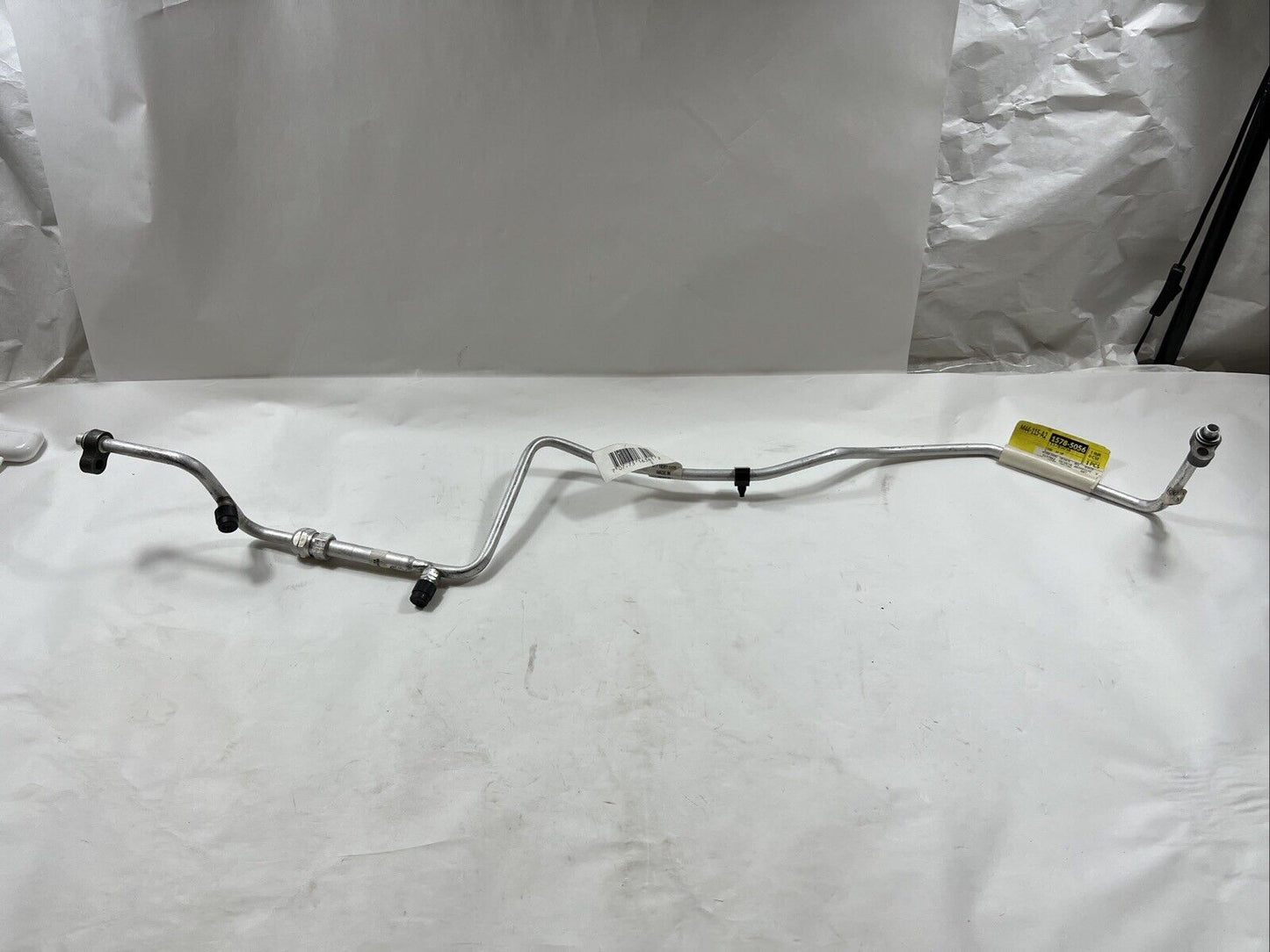 Genuine OEM GM Cadillac Escalade A/C Hose 1999-2006 15785056 ACDelco 15-33436