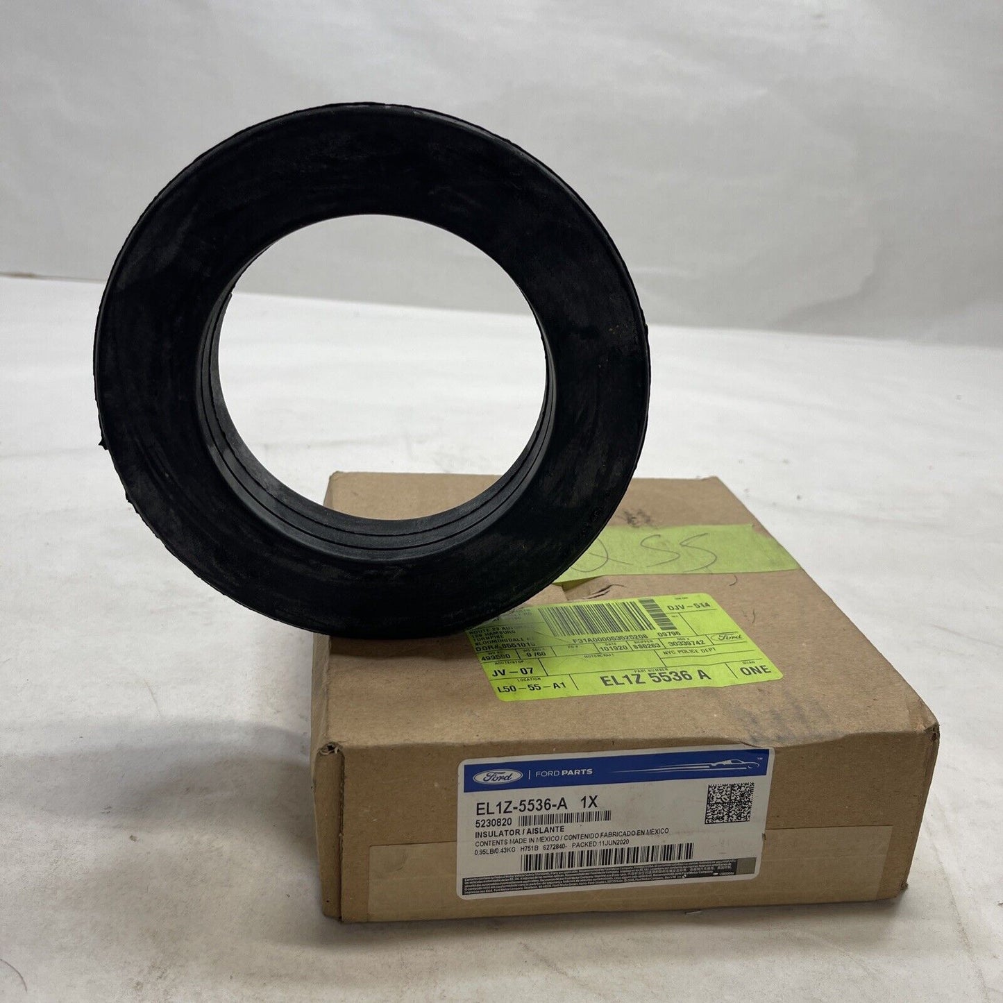 New OEM Genuine Ford Expedition 2014-2017 Spring Insulator EL1Z5536A