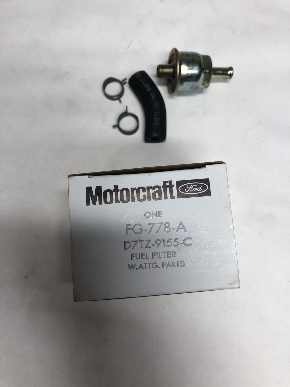 New OEM Ford Fuel Filter 1977-1978 D7TZ-9155-C Motorcraft FG778A