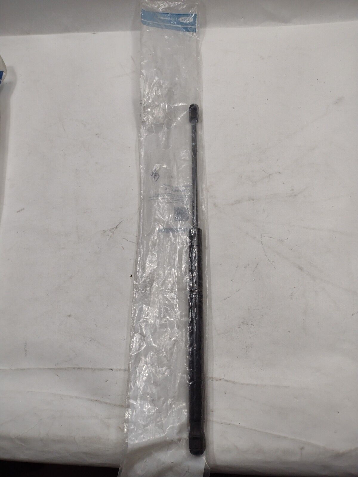 NEW OEM Ford Rear Liftgate Glass Lift Support Left 8L8Z7842105A Escape 08-12