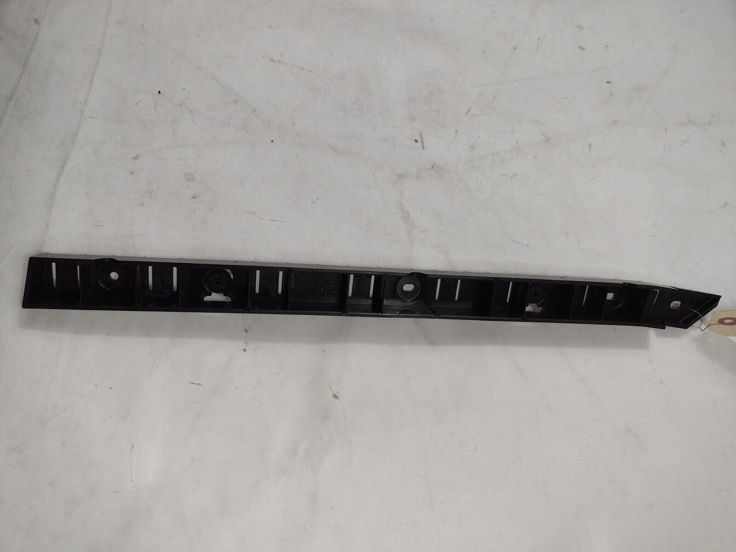 Mopar 17-24 Chrysler Pacifica Right Rear Fascia Support Bracket 68229236AC