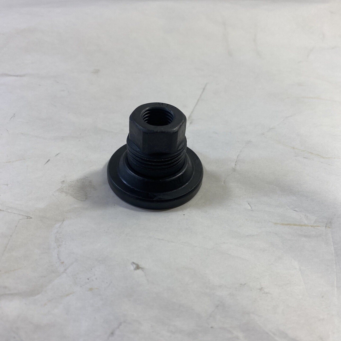 1 Single* GM OEM Wheel-Lug Nut 9591924