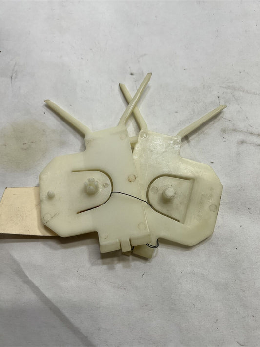 New OEM GM Quarter Molding Clip Rear 12338009