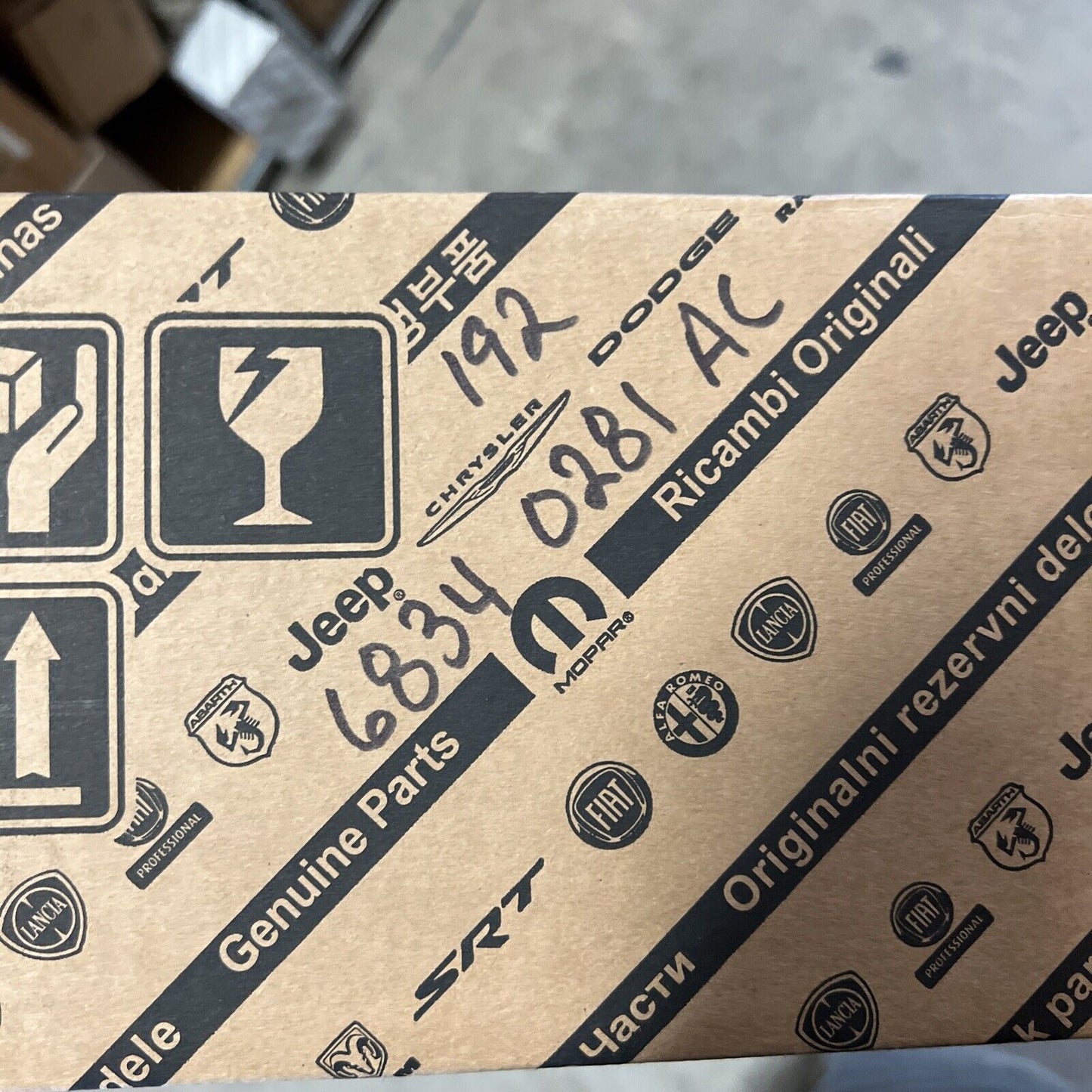 New OEM Genuine Mopar 1500 2019 HVAC Control Switch Center Panel 68340281AC