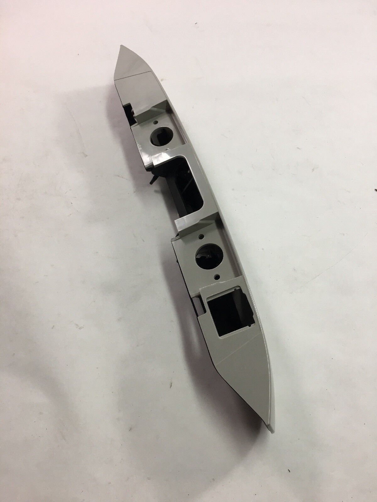 New OEM Buick Enclave Tailgate Handle Hatch Outside Exterior 2008-17 20890633