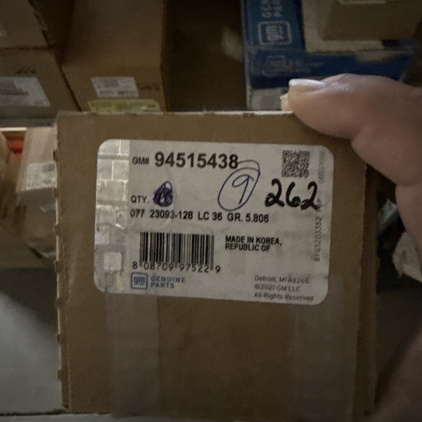 47300112