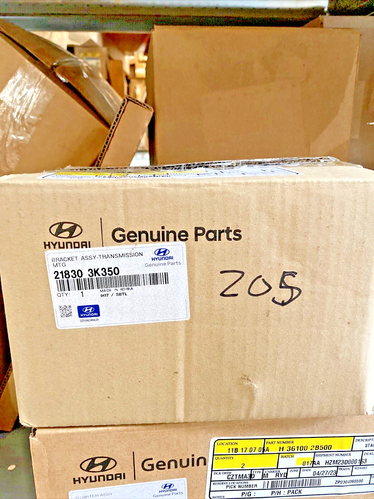 Genuine OEM Hyundai Sonata Engine Mounting Bracket Assembly 218303K350