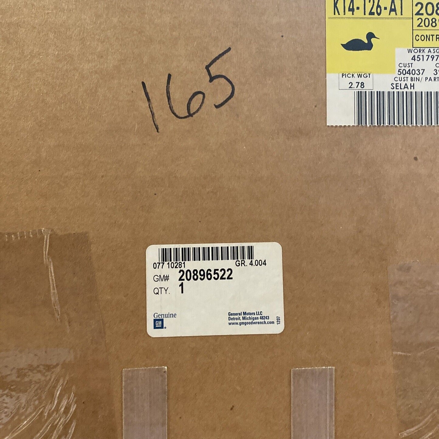 New OEM GM Chevy Impala, Monte Carlo Shift Console 2006-11 20896522
