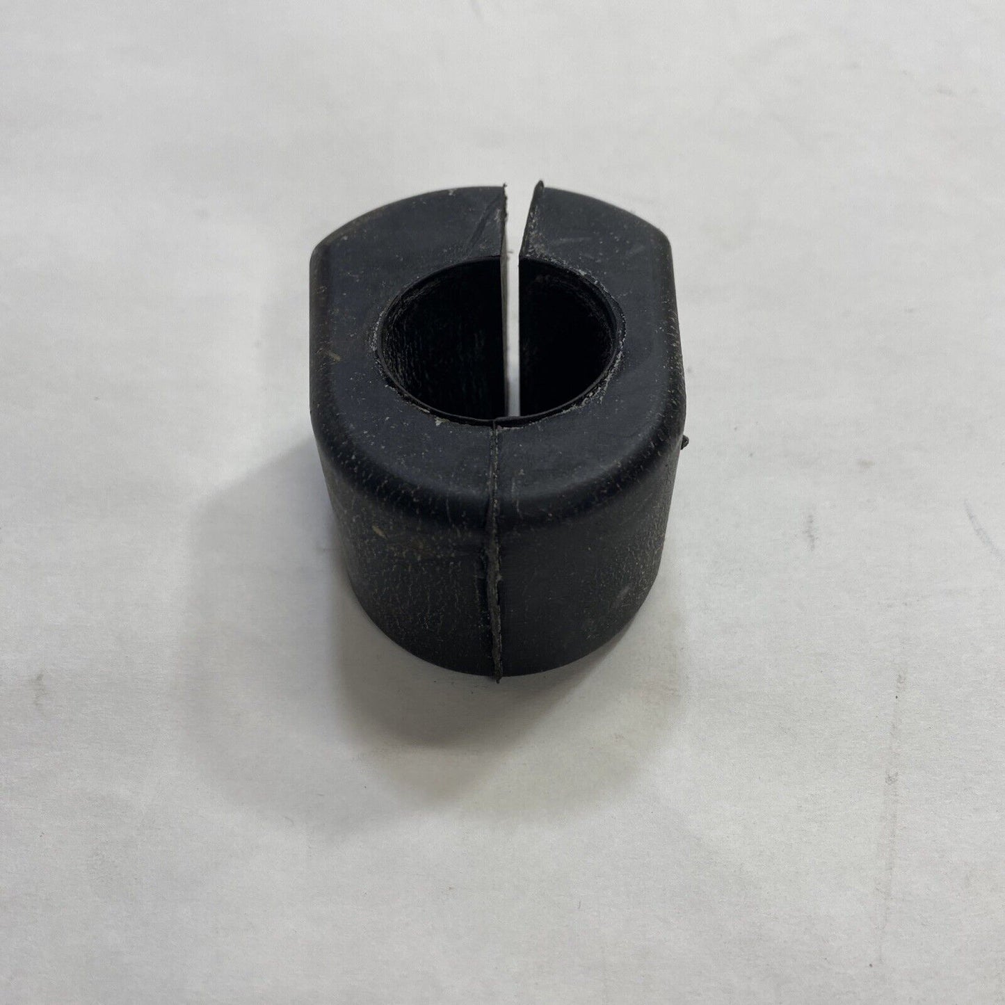 New OEM GM Buick Park Avenue Pontiac Bonneville Bushing 1997-2005 25699777