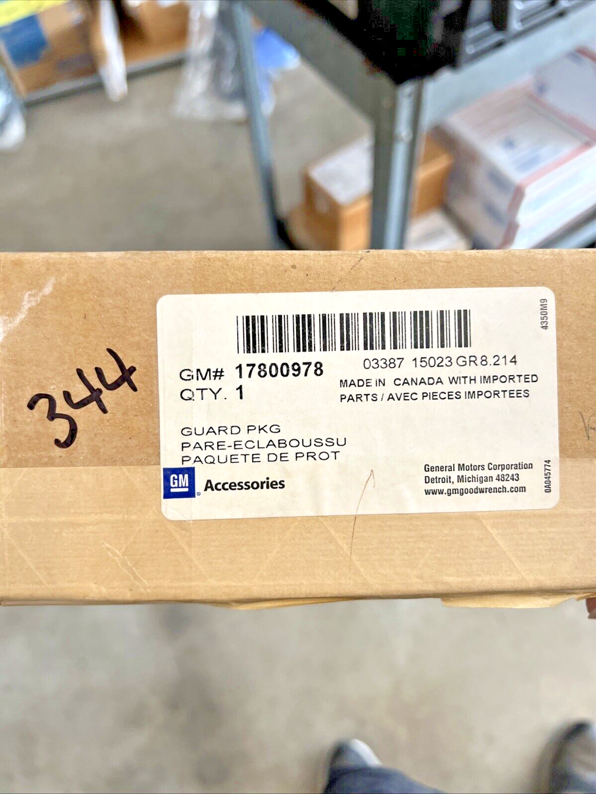 Genuine OEM GM Chevrolet Impala Front Molded Splash Guards Set 06-08 17800978