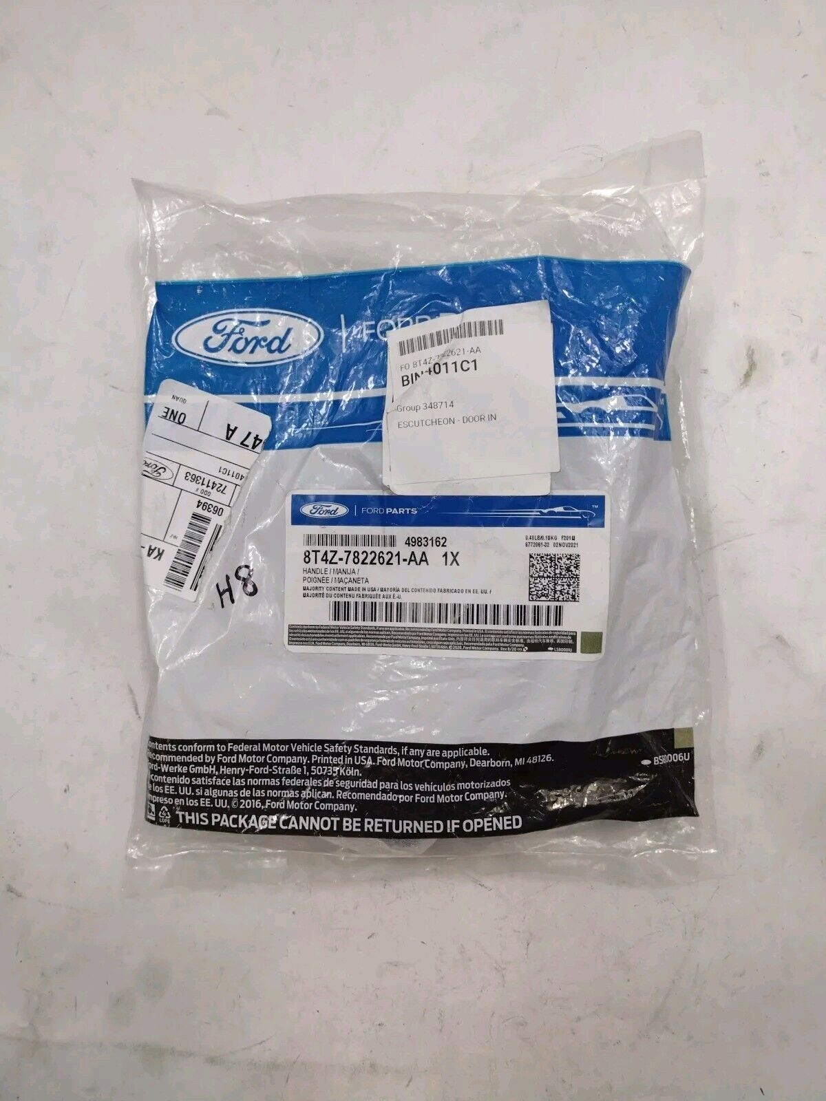 NEW OEM 08-14 Ford Edge Left Front Driver Side Door Handle Bezel 8T4Z7822621AA