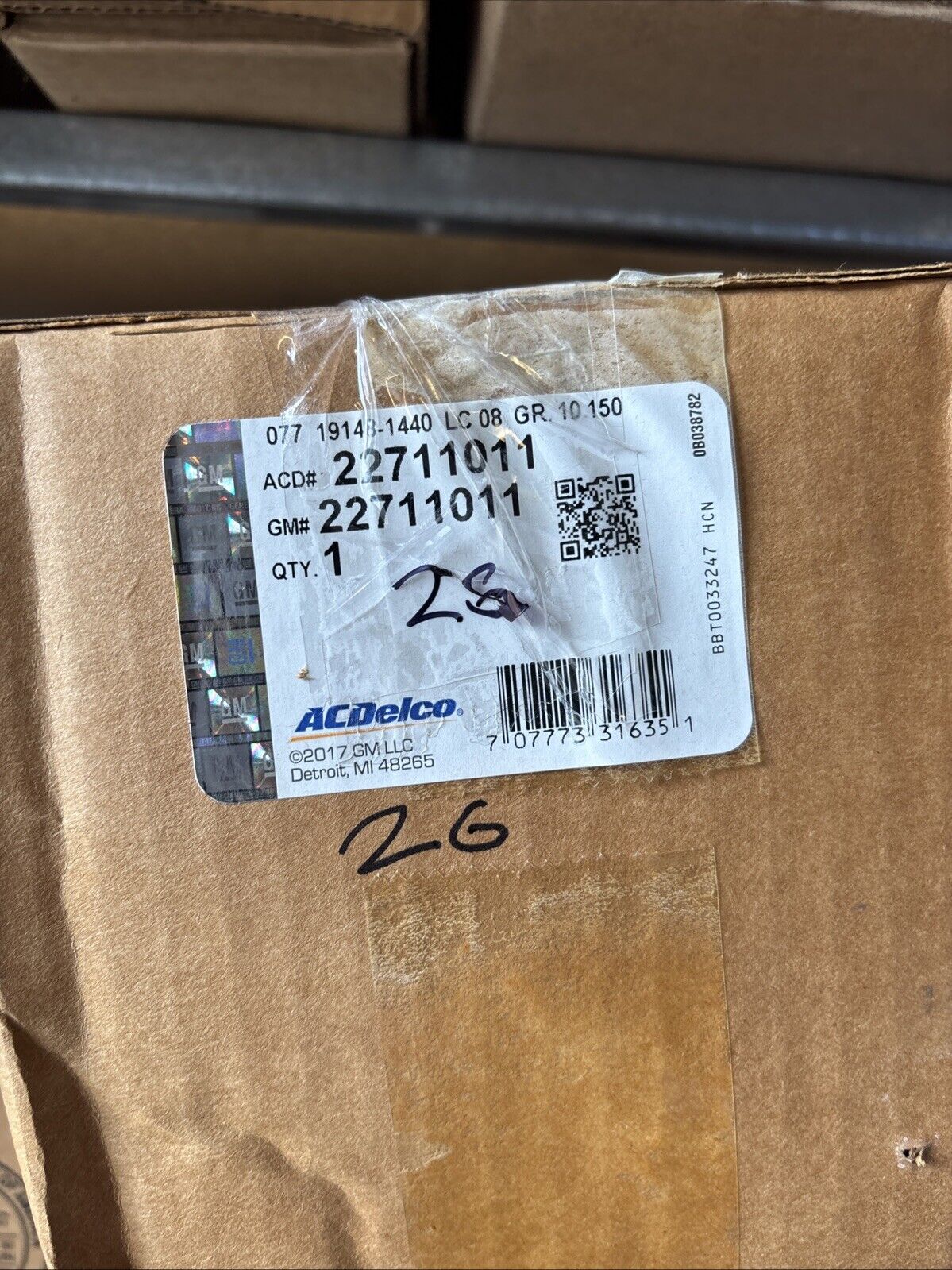 Genuine OEM GM Chevy Malibu Windshield Wiper Transmission Linkage 05-12 22711011