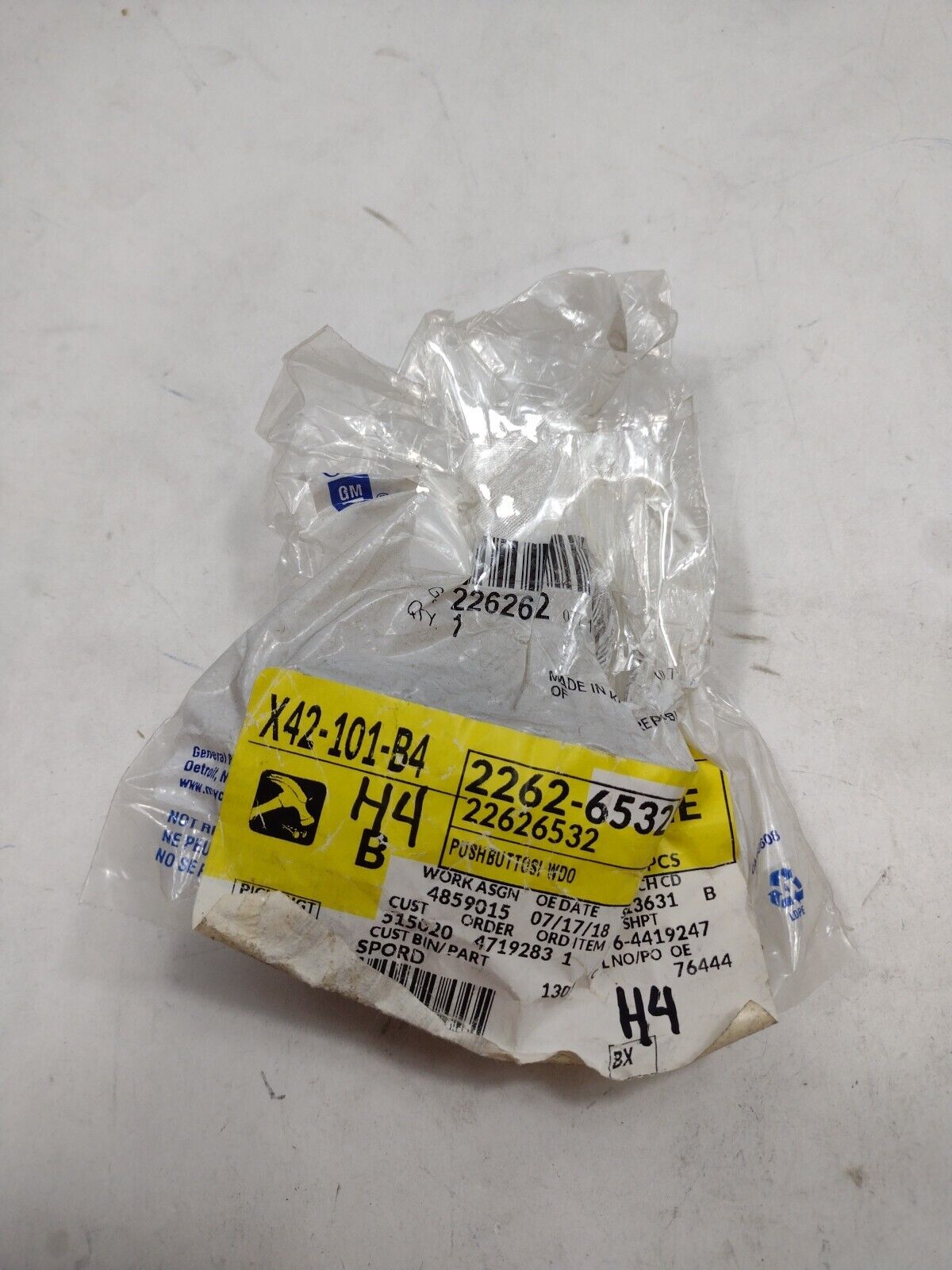 Genuine OEM GM Chevy Malibu Door Window Switch 2004-2010 22626532